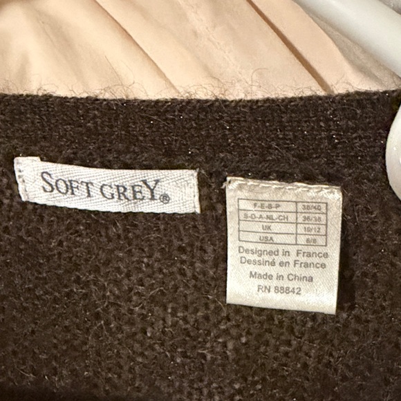 Brown Sweater - Picture 4 of 4